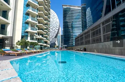 Waterfront Living | 2BR | High-End Finish