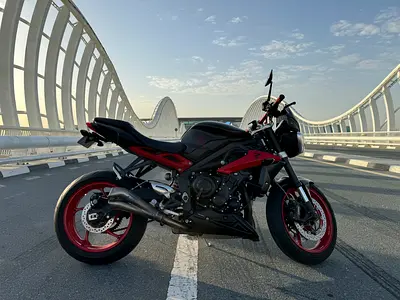 Triumph Street Triple R 2015