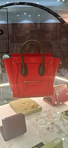 Red Structured Leather Handbag - Medium Sized Tote