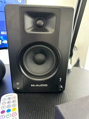 M-Audio Studio Monitor Speakers Bluetooth – Excellent Condition