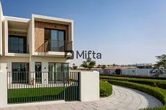Corner 4BR + Maid | Single Row | 6 Parking
