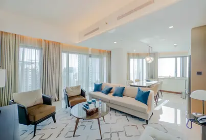 Luxury 3-Bedroom Apartment | Full Water View