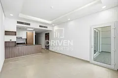 Elegant Unit and Prime Location | Vacant