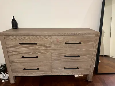 6-Drawer Wooden Dresser / Chest in Light Grey Oak Finish