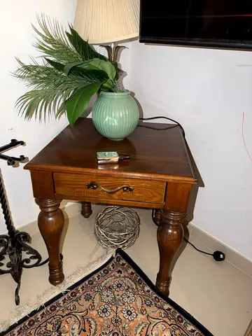 Solid Wood Side Table / Nightstand with Drawer - Classic Design