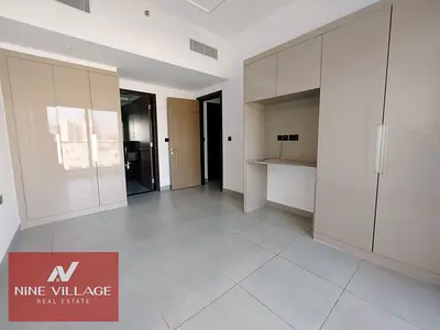 Modern High-Rise Living I Bright & Luxury Layout I Ready to Move In