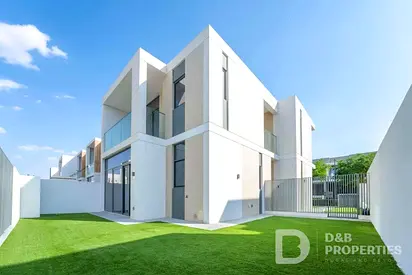 Close to Amenities | Landscaped | Modern Finish