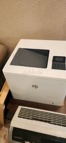 Color LaserJet Enterprise M553