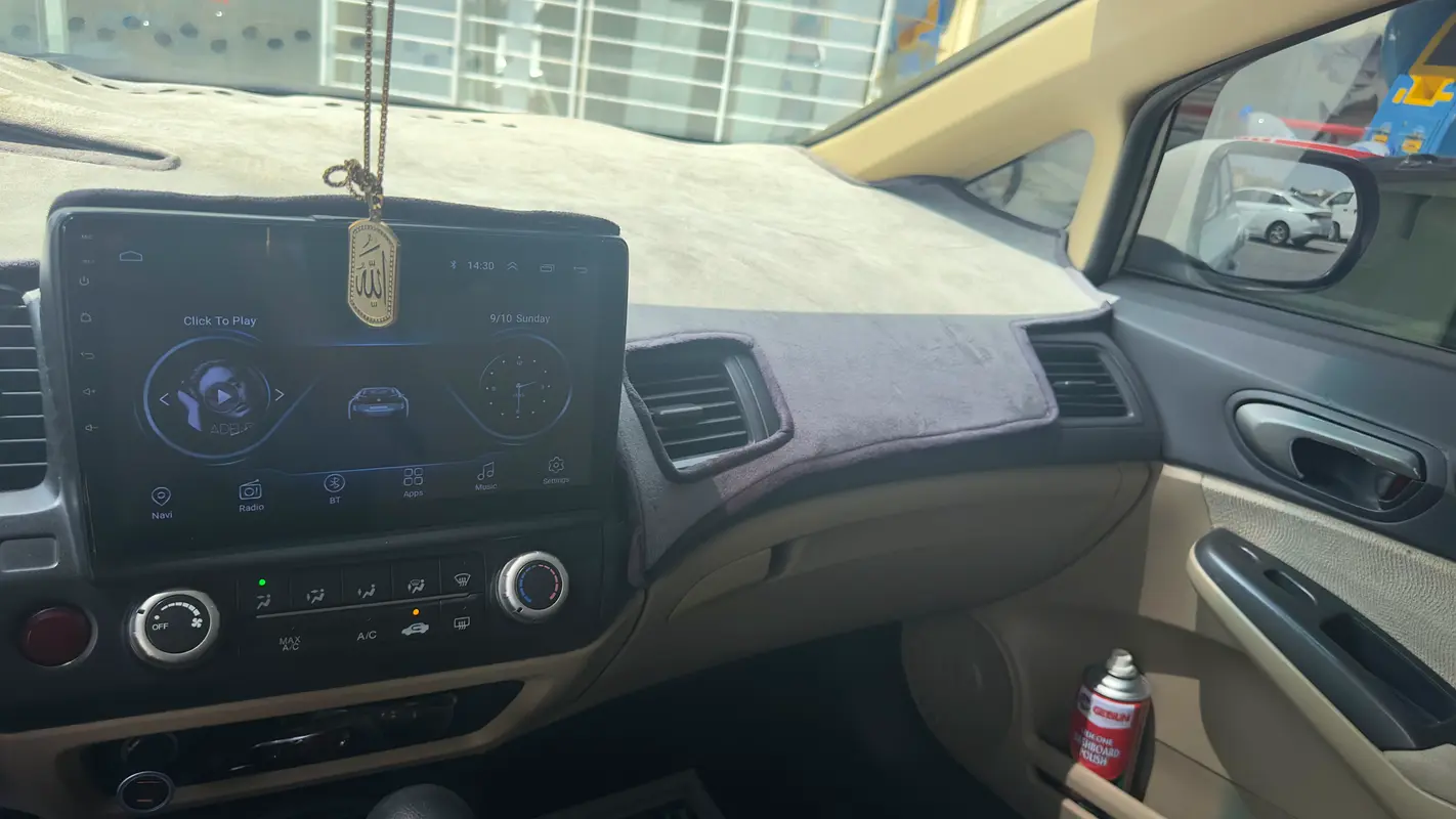 Honda Civic 2006 — photo 1 of 13