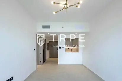 High Floor l Furnished l Ready To Move