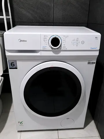 Midea 6KG Front Load Washing Machine – Excellent Working Condition

Midea fully automatic front load