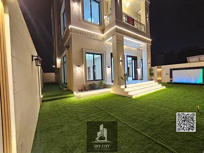 استمتع بالفخامة والخصوصية في واحدة من أرقى مناطق عجمان. هذه الفيلا ليست مجرد منزل، بل هي تحفة معمارية صُممت بعناية فائقة للسكن الشخصي، مما يضمن لك جودة المواد ودقة التنفيذ