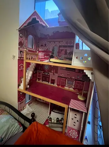 Doll house
