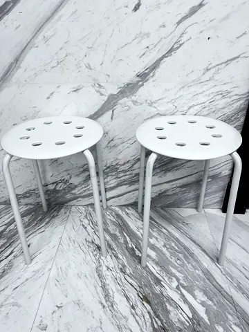 Set of 2 Simple White Metal Round Stools