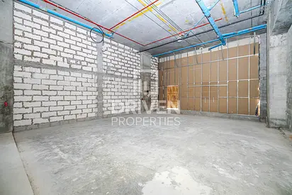 Amazing Canal View | Vacant Retail | Exclusive