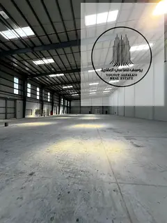 Large warehouse for rent in Umm Al Quwain – large space at a great price per square foot