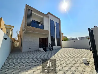 فرصة لا تُعوض لامتلاك منزل الأحلام في أرقى مناطق عجمان (المويهات 1). فيلا بتصميم عصري وتشطيبات فاخرة، تجمع بين المساحة الواسعة والموقع الذي يضع كل الخدمات بين يديك.