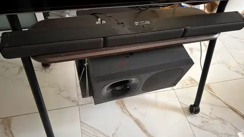 Soundbar with Subwoofer - Good working condition