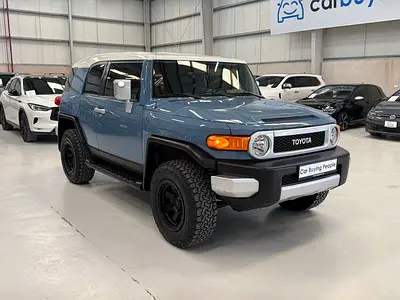 2,260pm Zero Down Available Toyota FJ Cruiser GXR 2022 - GCC Specs