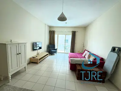 FURNISHED | POOL VIEW | BRIGHTER | HIGHER FLOOR