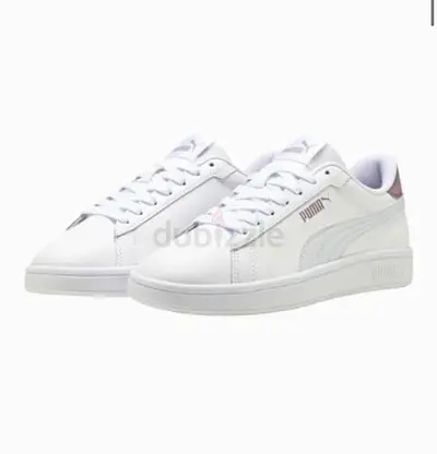 White Puma casual sneakers - womens size 42 (clean, New , not used , with box )