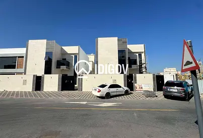 Exquisite Villa | Spacious 5 Bed | Prime Location