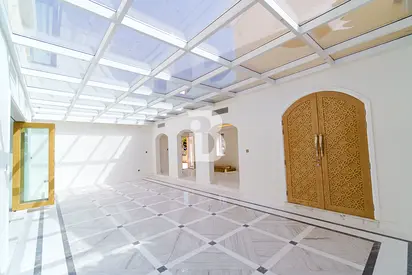 Unfurnished | Elegant | 4 Bedrooms