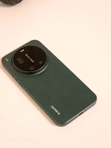 Xiaomi 17 ultra global version starlit green