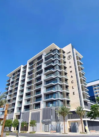 Spacious 1BR | Ready to Move | Mid Floor