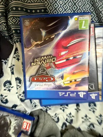 Cars 3: Driven to Win (PS4) - Physical Disc