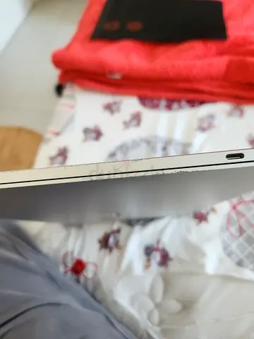 MacBook Pro 15 inch 2018 like new