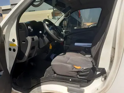 NISSAN URVAN 12 seater