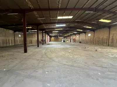 Prime Location Ready To Take Warehouse 4 Payment