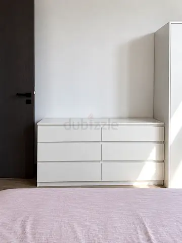 White 6-Drawer Dresser / Chest of Drawers - Clean Modern Design