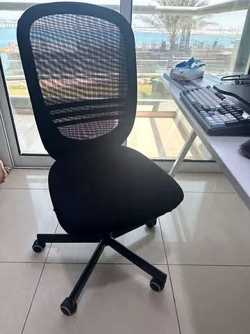 Office Chair — Good Condition