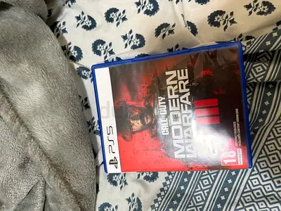 Call of Duty: Modern Warfare III (PS5) - Good Condition