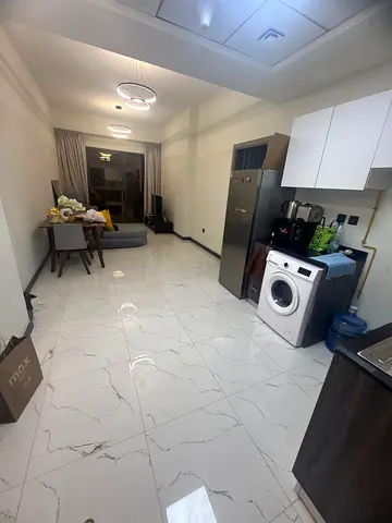 Spacious 1BR | Multiple Cheques | Negotiable