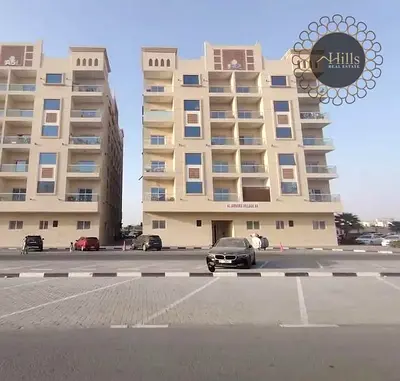 استديو مميز للبيع بمطبخ منفصل و بلكونة خاصة باطلالة رائعة على الحديقة و على بعد امتار من المسجد و منطقة لعب الاطفال