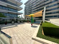 High Floor |Partial Golf and Sea View | Ready for Move in Now