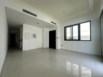 Type R2-EM | 3 bedrooms + maids | Middle Corner