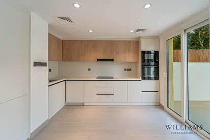 FULLY UPGRADED | 3 BEDROOMS | INTERNAL LOCATION