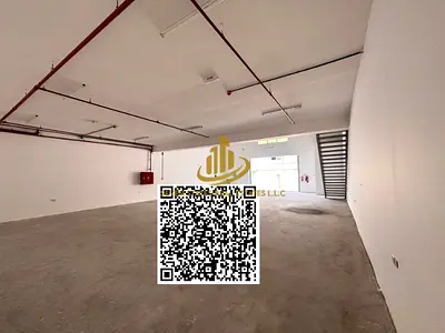 مستودع مميز للإيجار في الجرف – مساحة 3,330 قدم | كهرباء 25 كيلو وات | جاهز للعمل