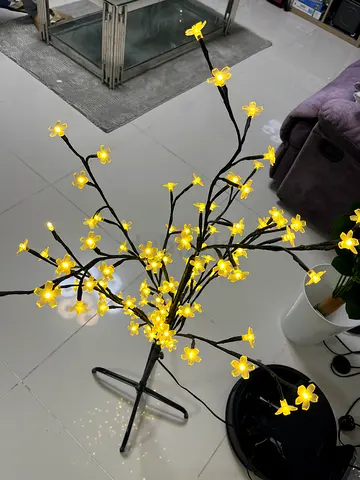 Decorative LED Flower Light Tree - Standing Branch Lamp (Warm White)