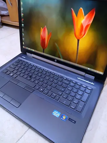 17 inch with 1gb graphic amd ..hp 8760w core i5 2nd generation ram 8gb hard disk perfect condition