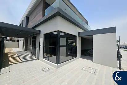 5 Bed Villa | Spacious | Family Living