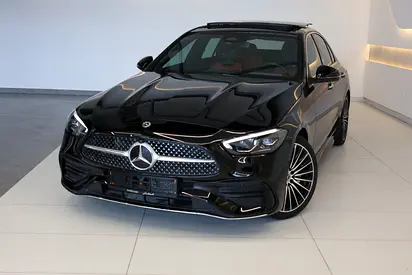 2025 Mercedes-Benz C-Class C200 -3900KM- GCC Specs - UNDER WARRANTY &amp; SERVICE-Brand New!