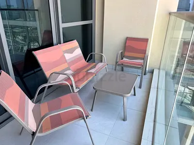 Outdoor balcony table and matching chairs set — great condition