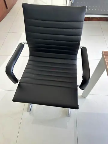 2 x Black Modern Office Chair - Good Condition
