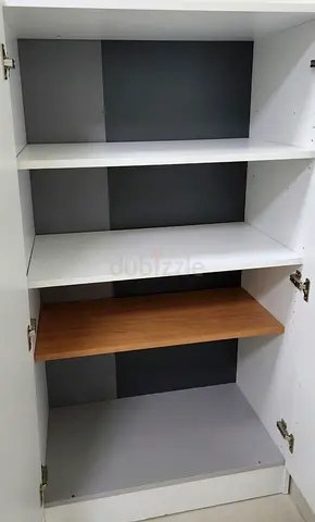 Storage cabinet