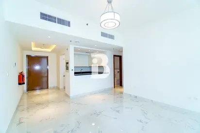 STUNNING 2BR APARTMENT | PRIME BUSINESS BAY